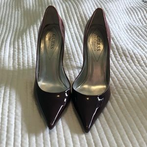 Guess Pointed-toe Pumps